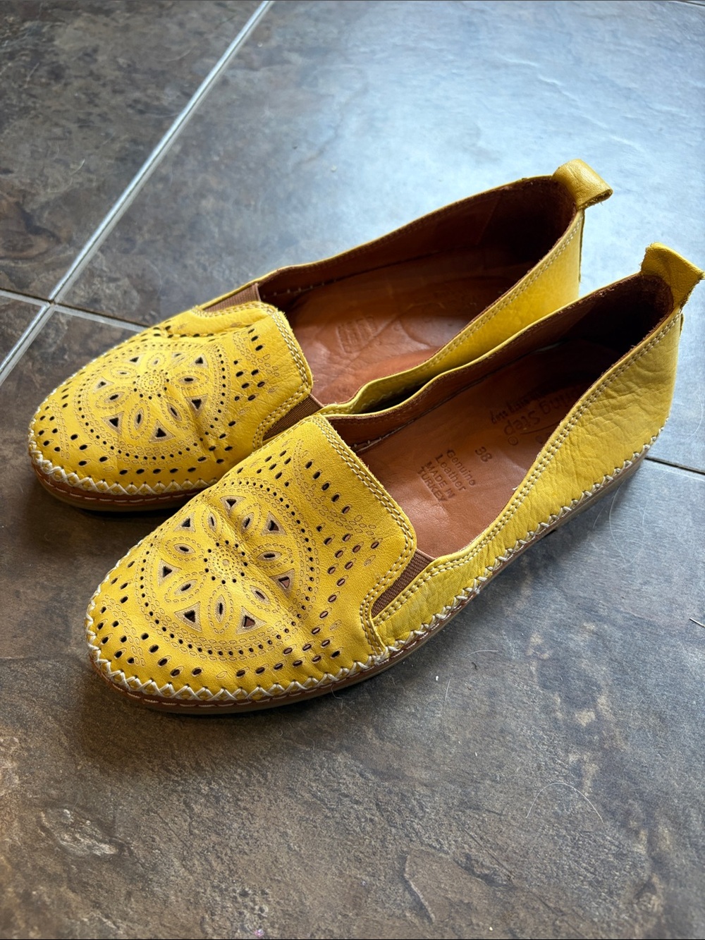 Spring Step leather flats